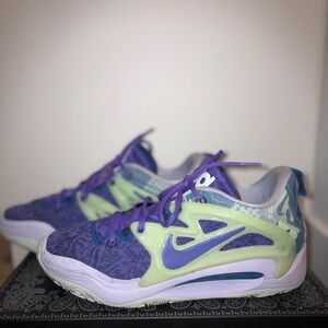Nike Men's Athletic Shoes in Purple and Lime